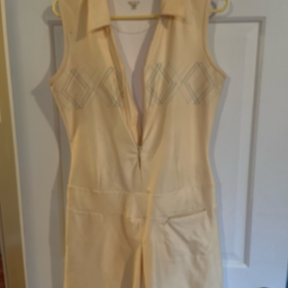 Golf out fit - Picture 6 of 10